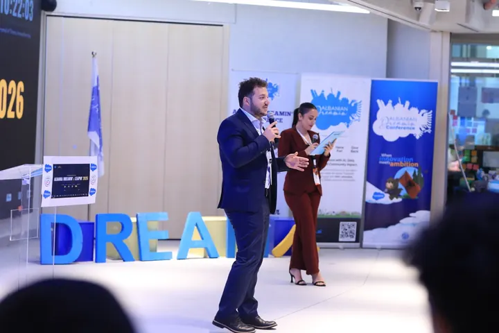 Marilo Meta and Silva Bashllari opening Albania Dreamin’ 2026 on stage